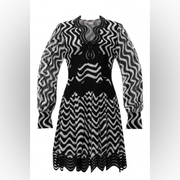 STELLA MCCARTNEY Kinley Silk Dress - Picture 17 of 17